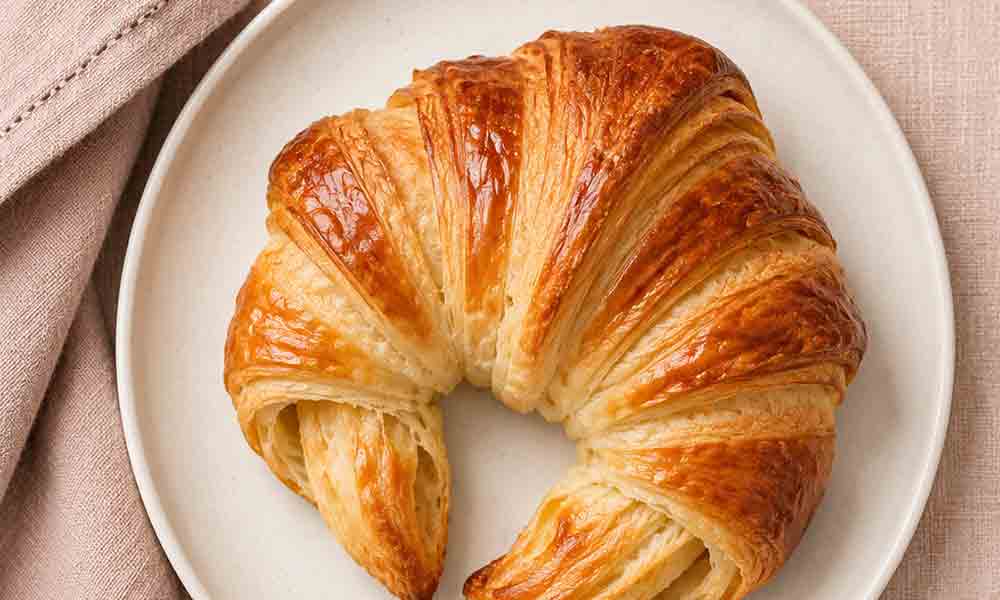 Croissants français au beurre
